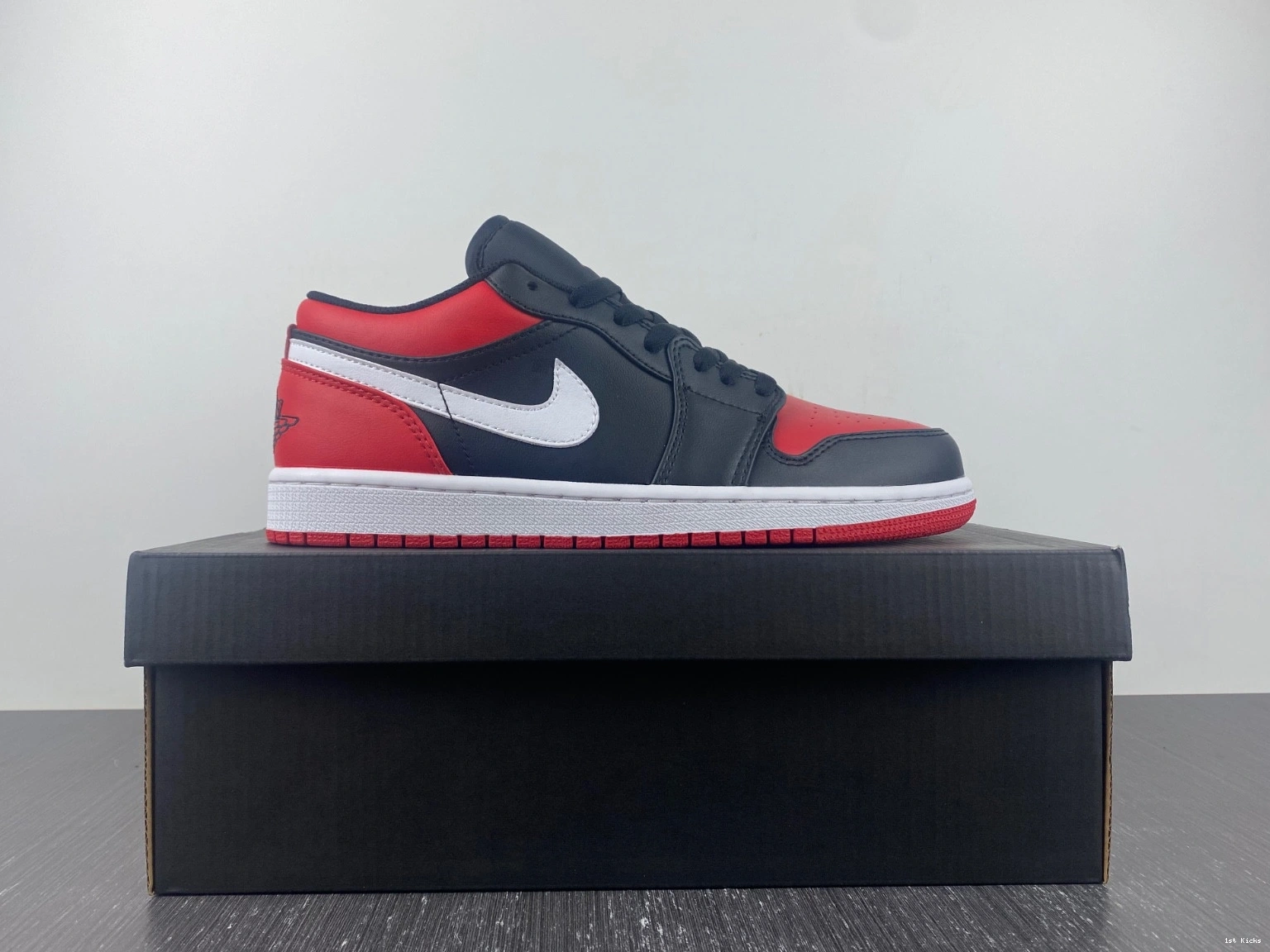 Air Bred Jordan “Alternate Toe” 1 553558-066 Low 1028